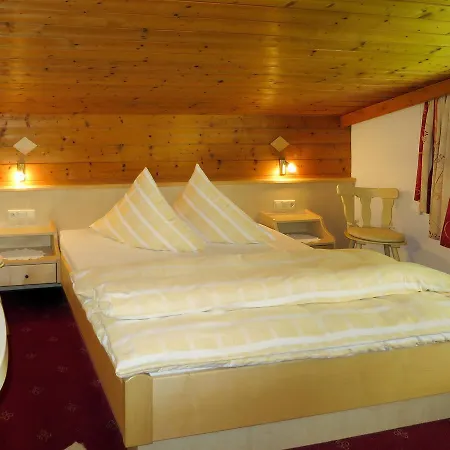 Haus Mitterer 170w *